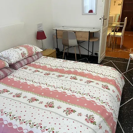 Charming In Center Ferienhaus *