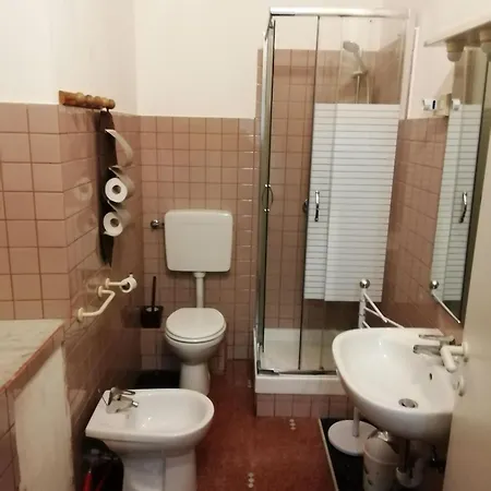 Hébergement de vacances Charming Genova Condo In City Center